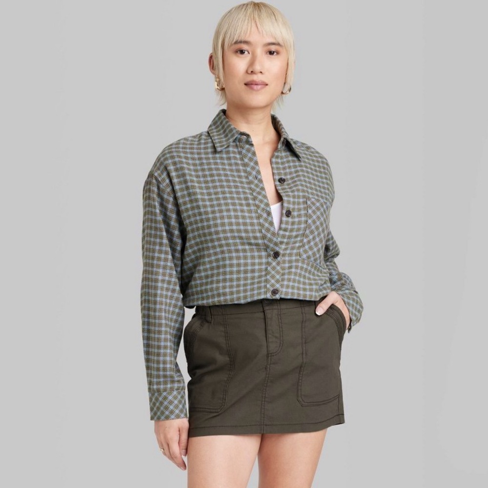 NWT Oversized Flannel Button-Up - Picture 5 of 5